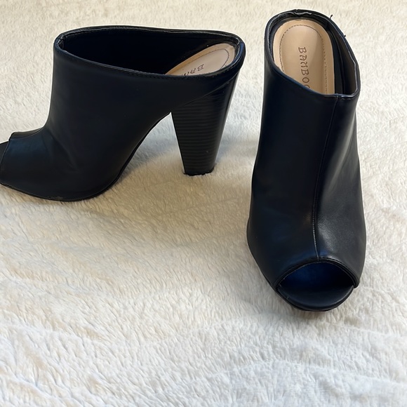 Bamboo Mash black block heel peep toe mules, women’s size 9 - Picture 4 of 10